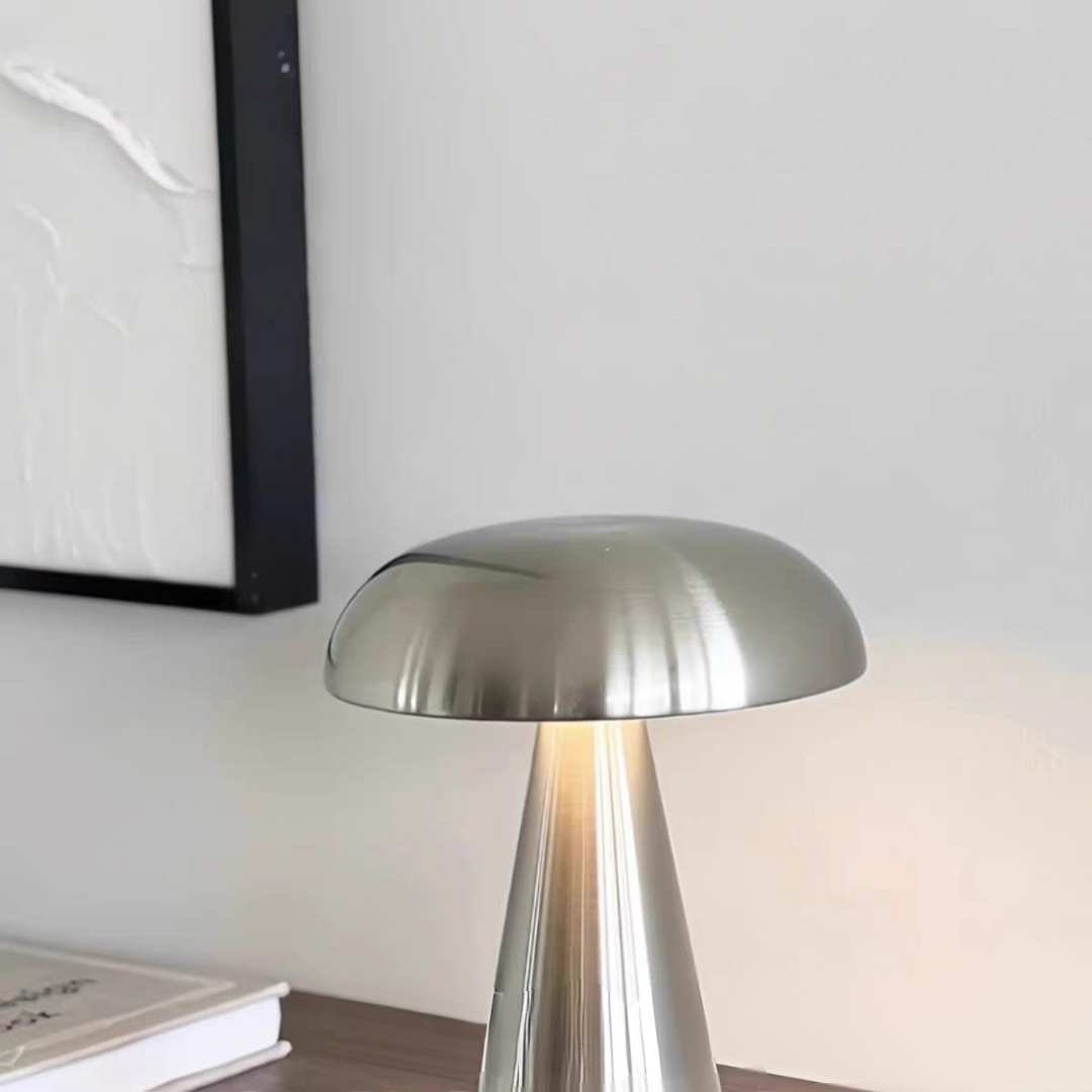 Coco table lamp
