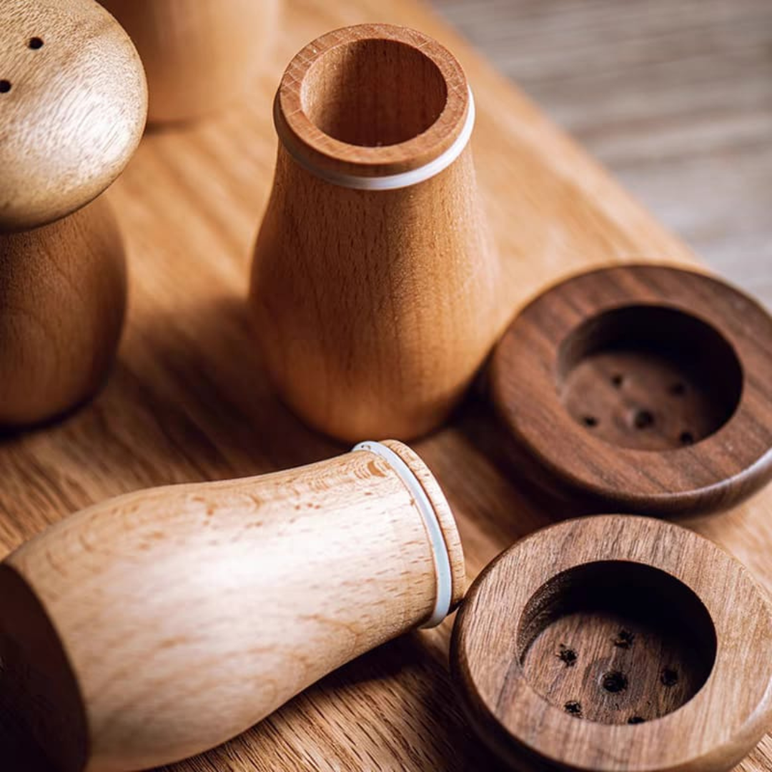 Mushroom salt and pepper shakers