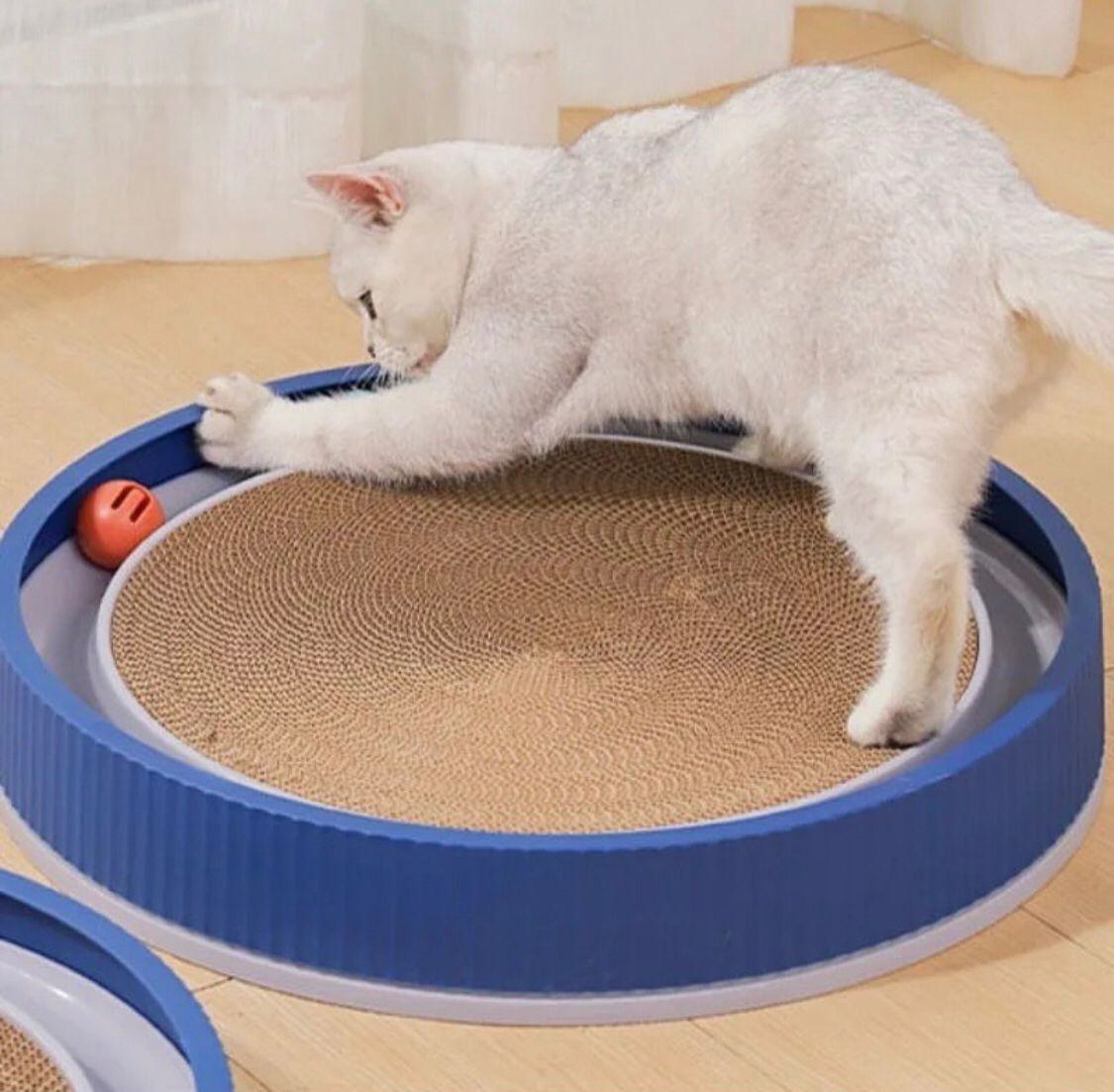 Round Scratching Board With Balls