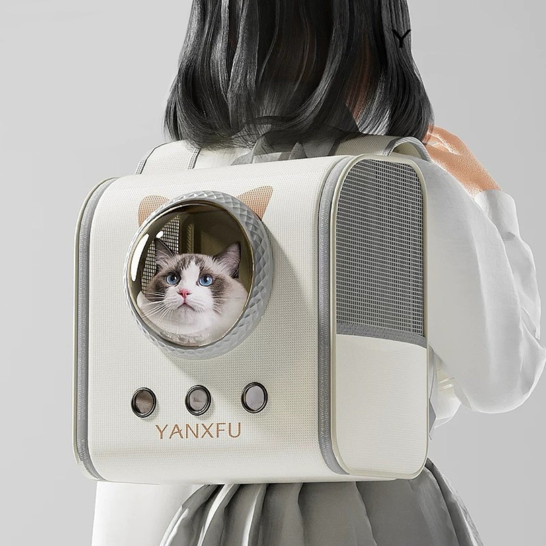 BlyntConcepts Capsule Pet Backpack