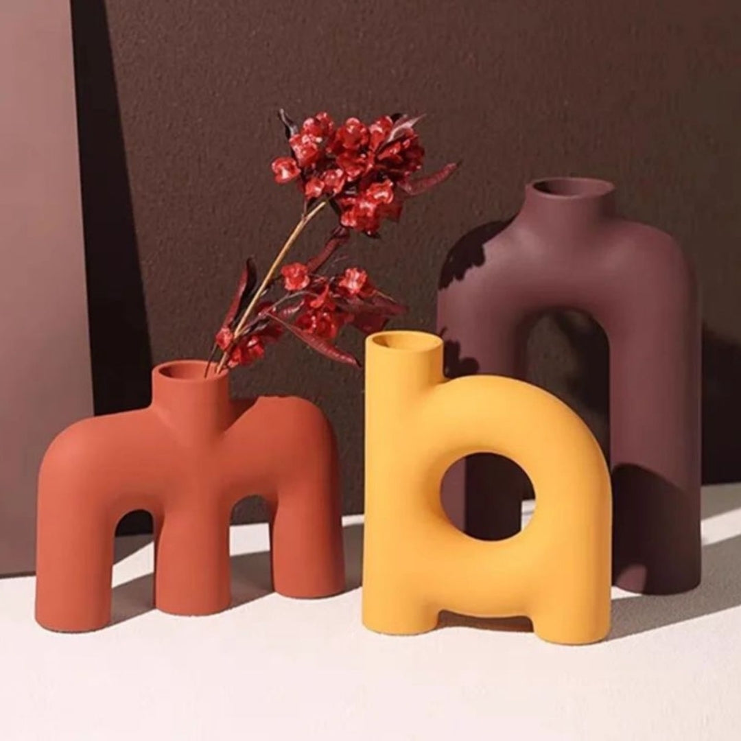 Statuette Vase