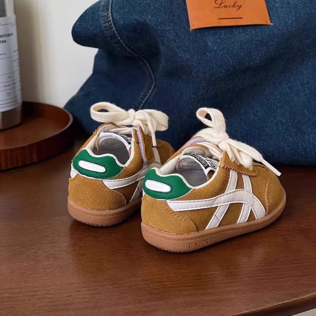 Yoyo sneakers