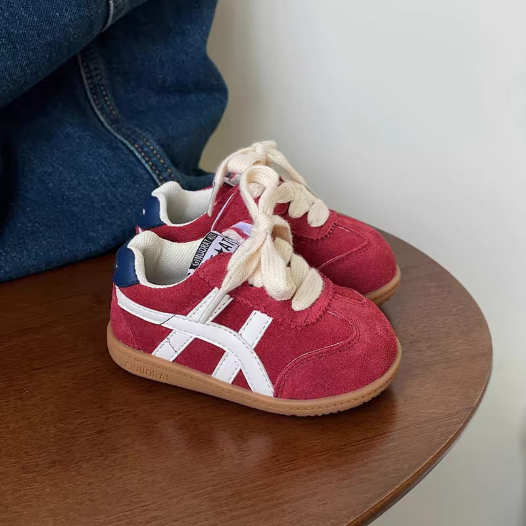 Yoyo sneakers