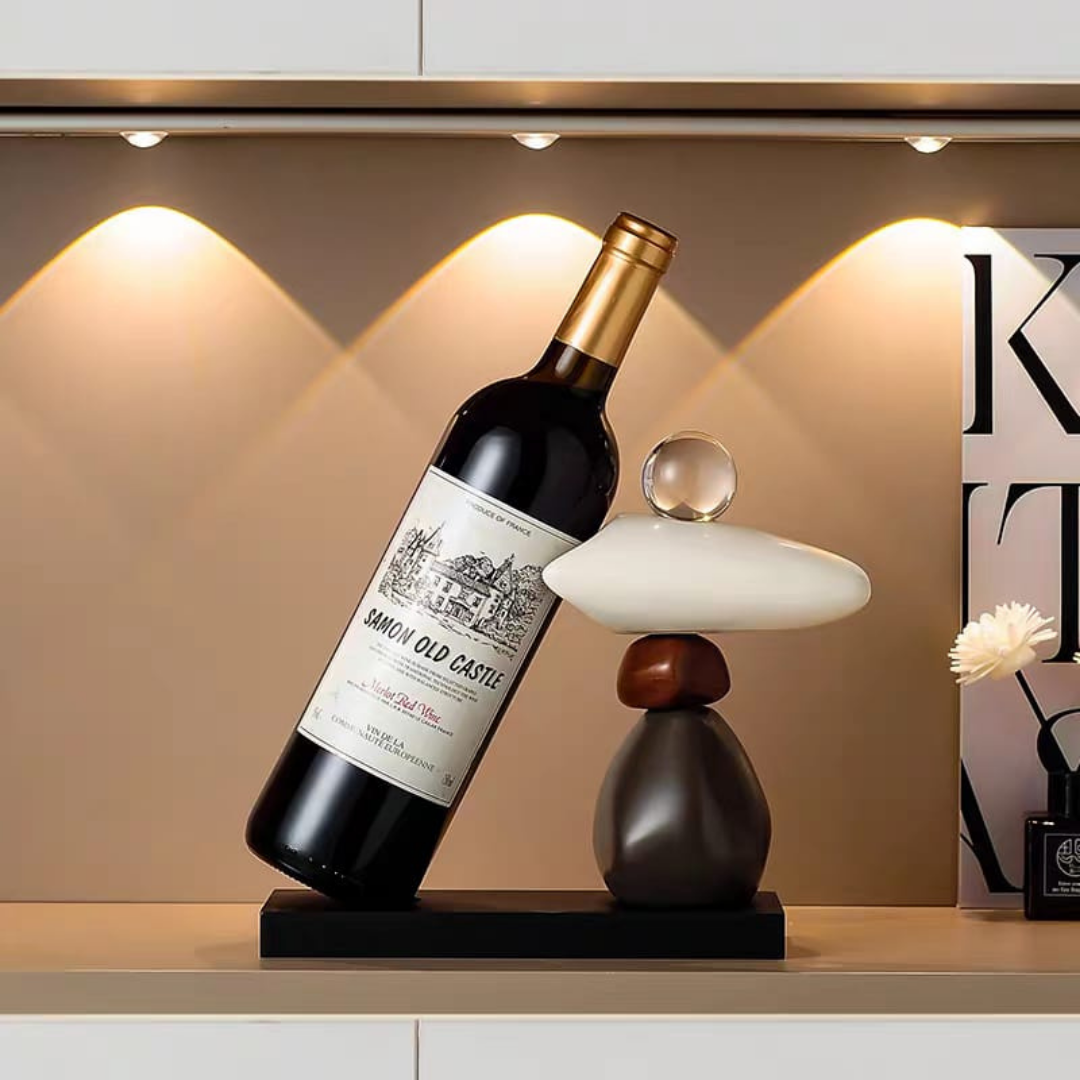 Luka wine holder