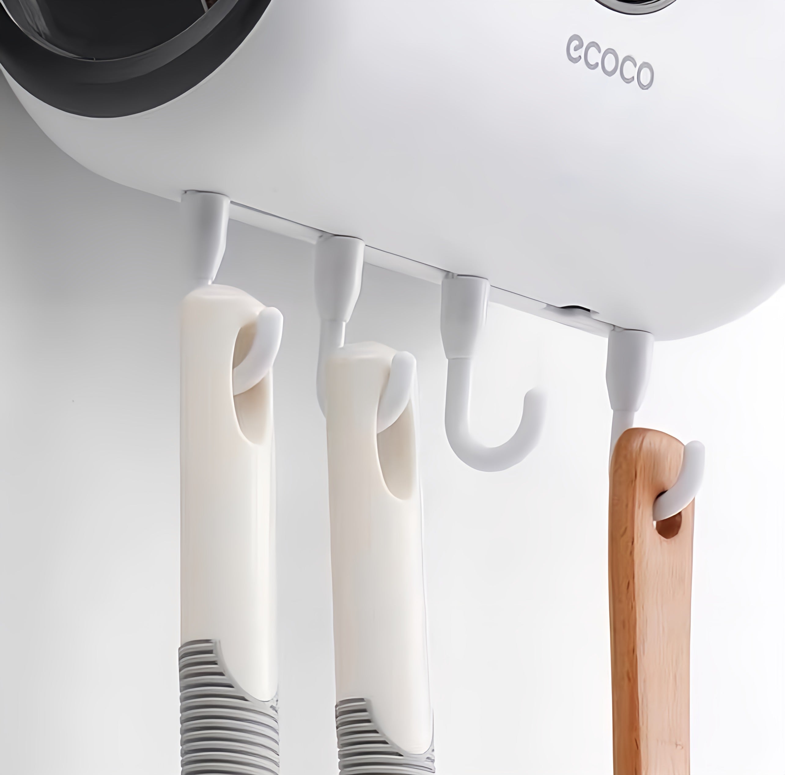 Ecoco Wall-Mounted Pot Rack