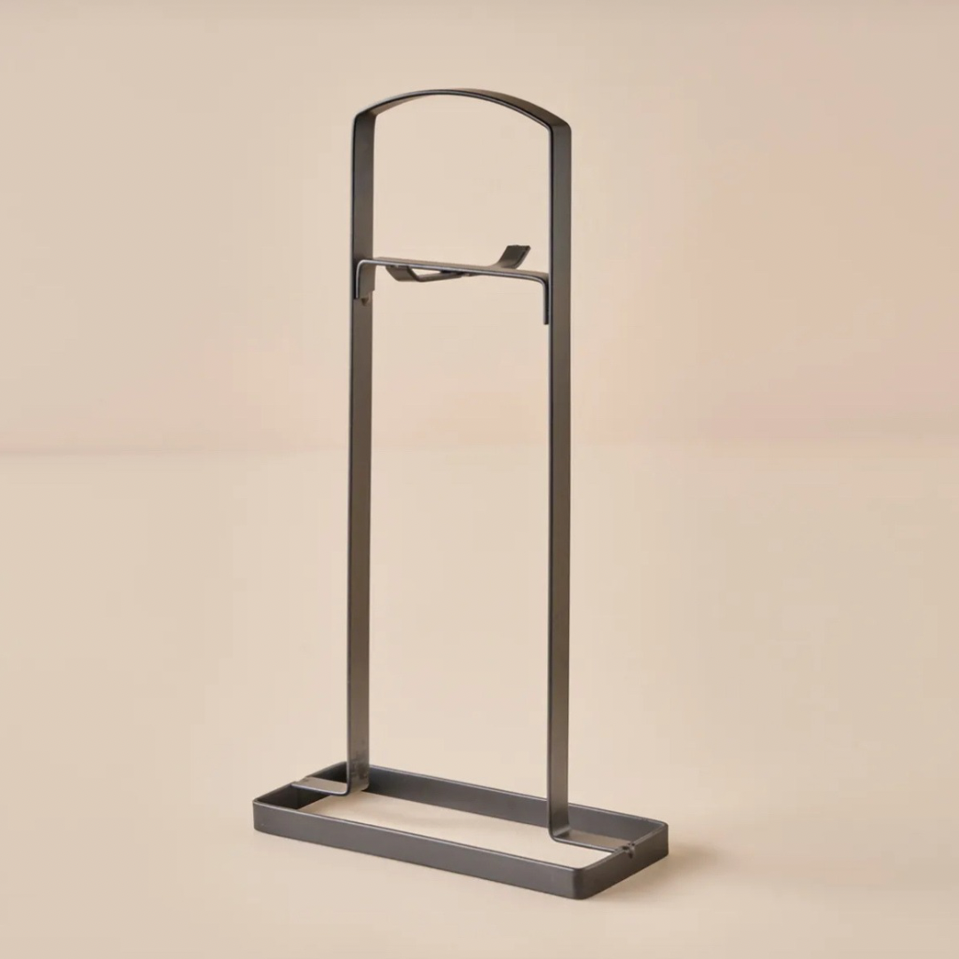 Cutting Board with Stand