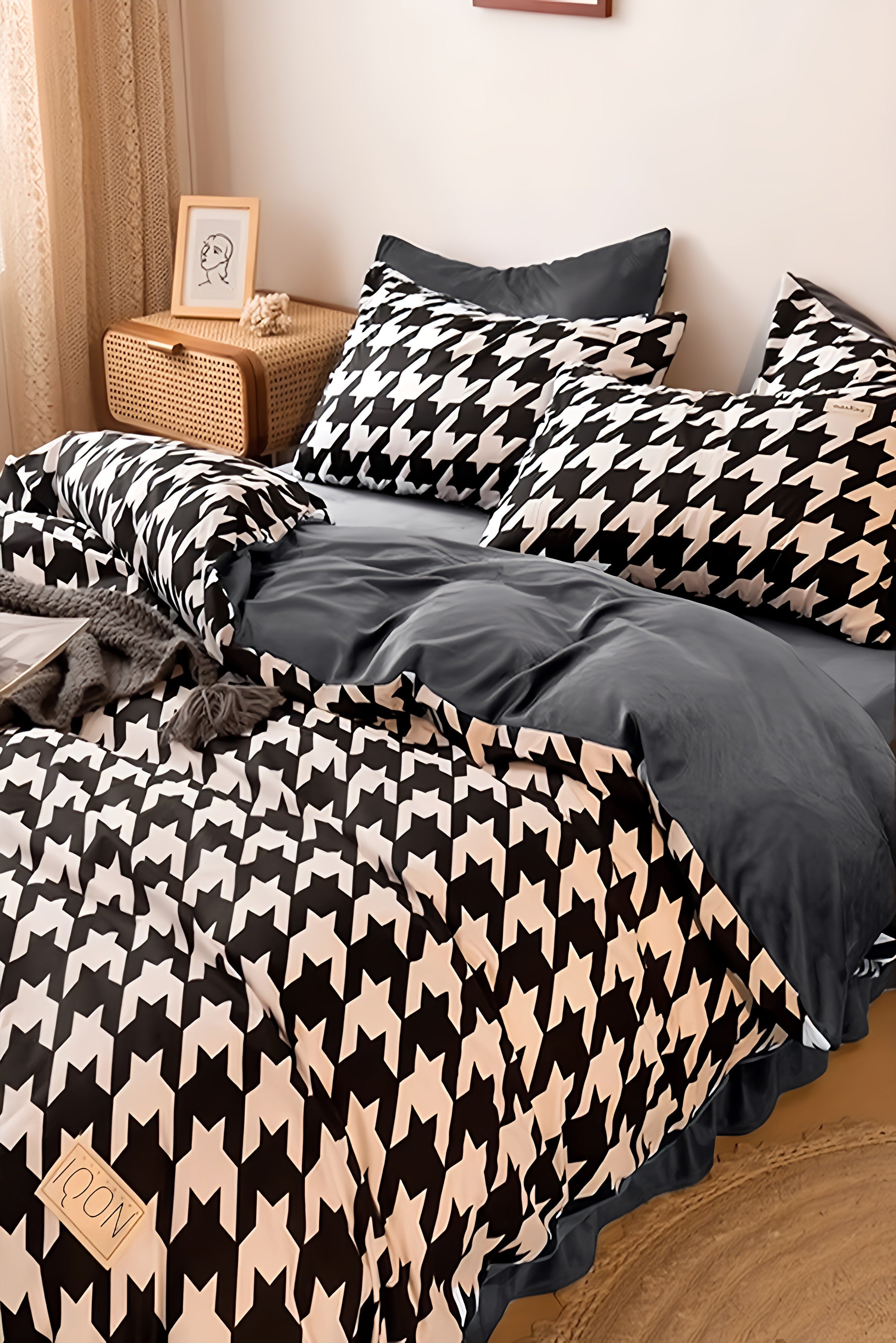 Double Patterned Bed Set