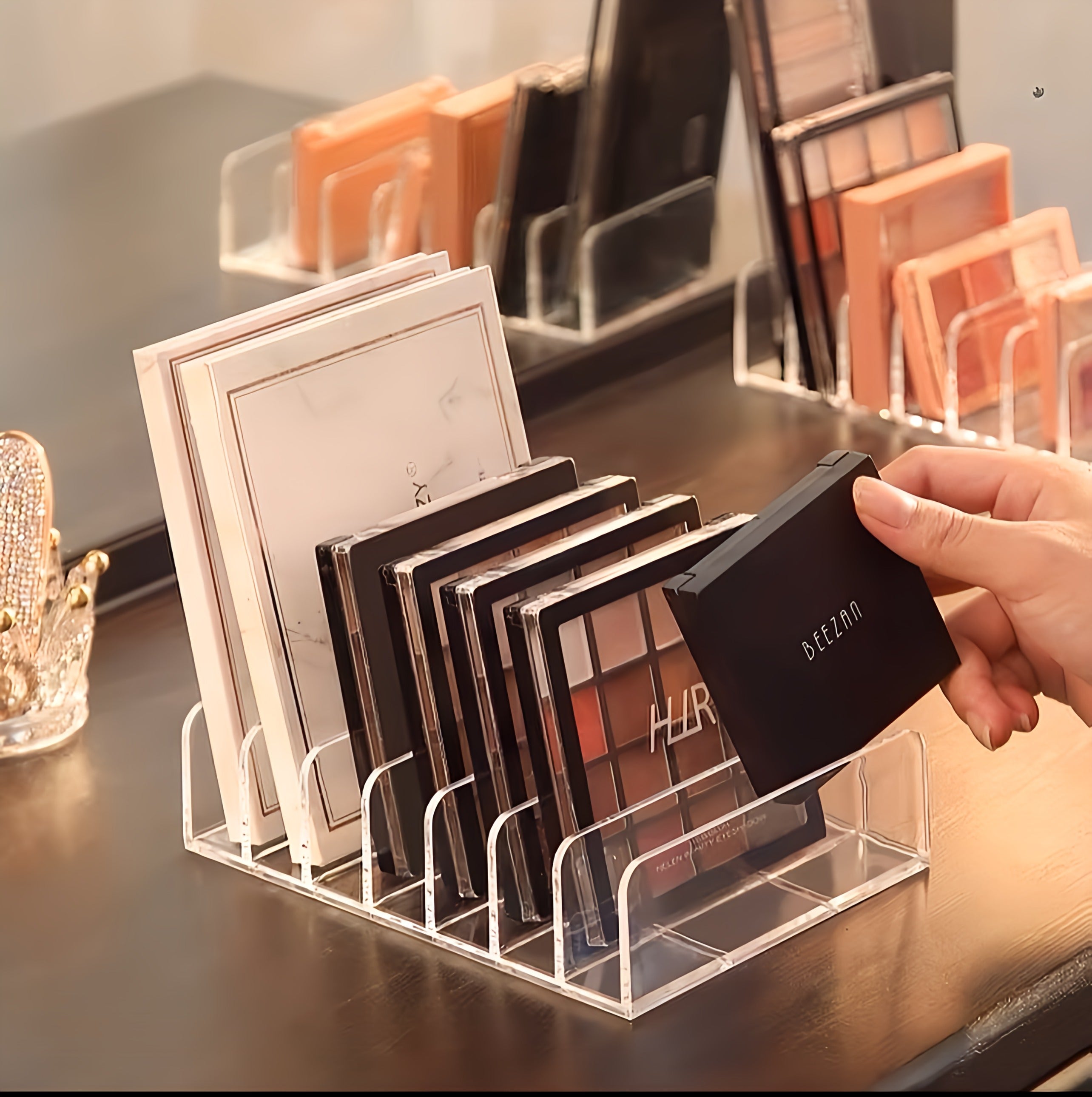 Eyeshadow Palette Holder