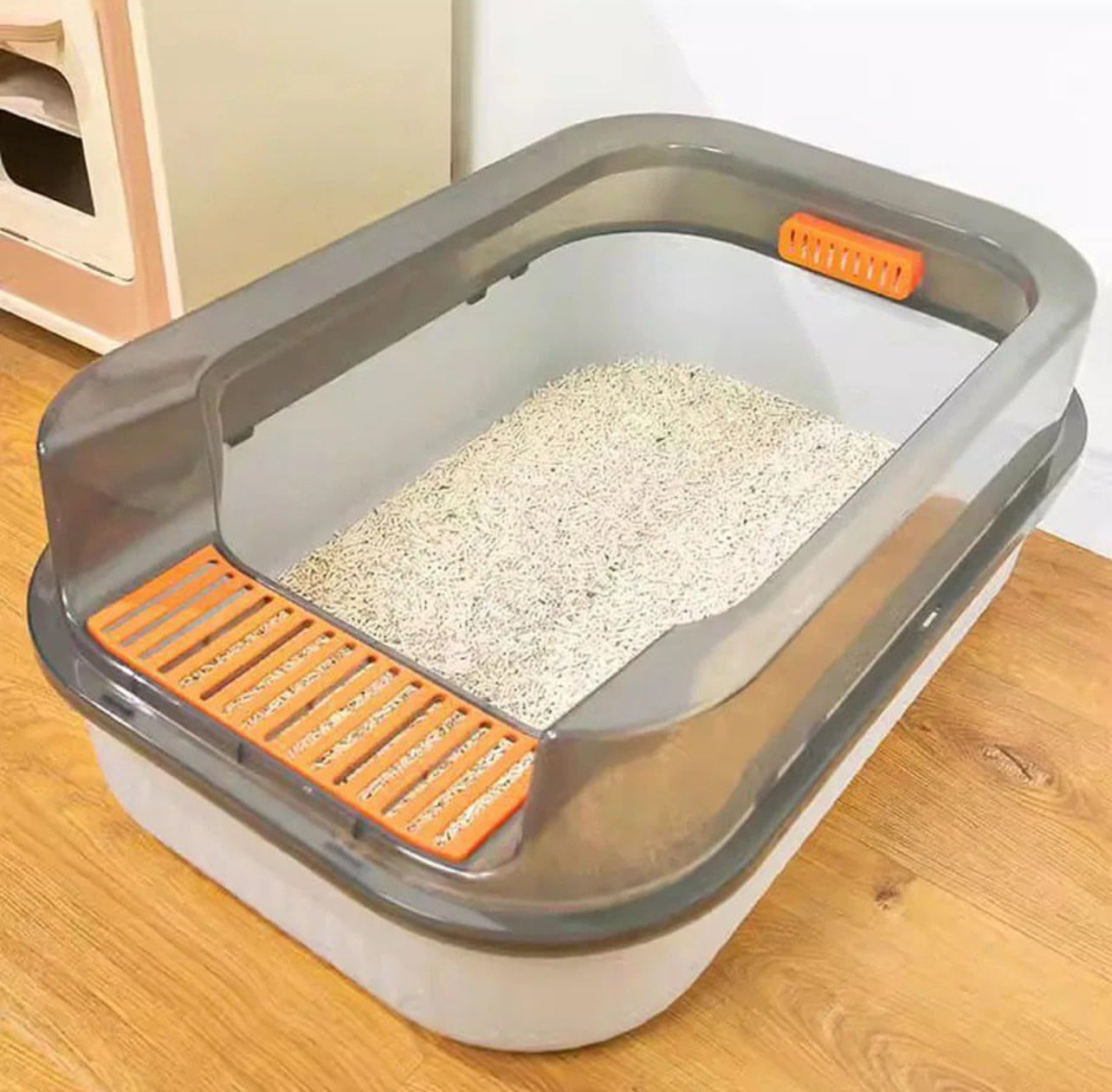 Semi-Enclosed Litter Box