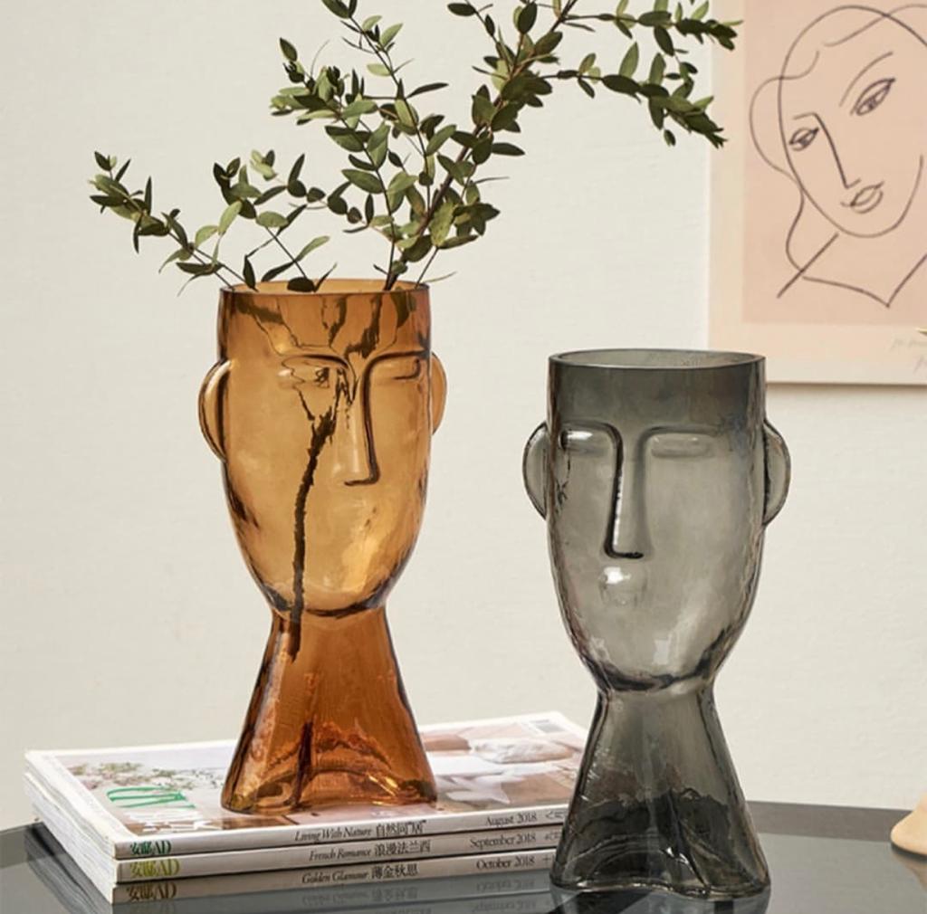 The Face Vase
