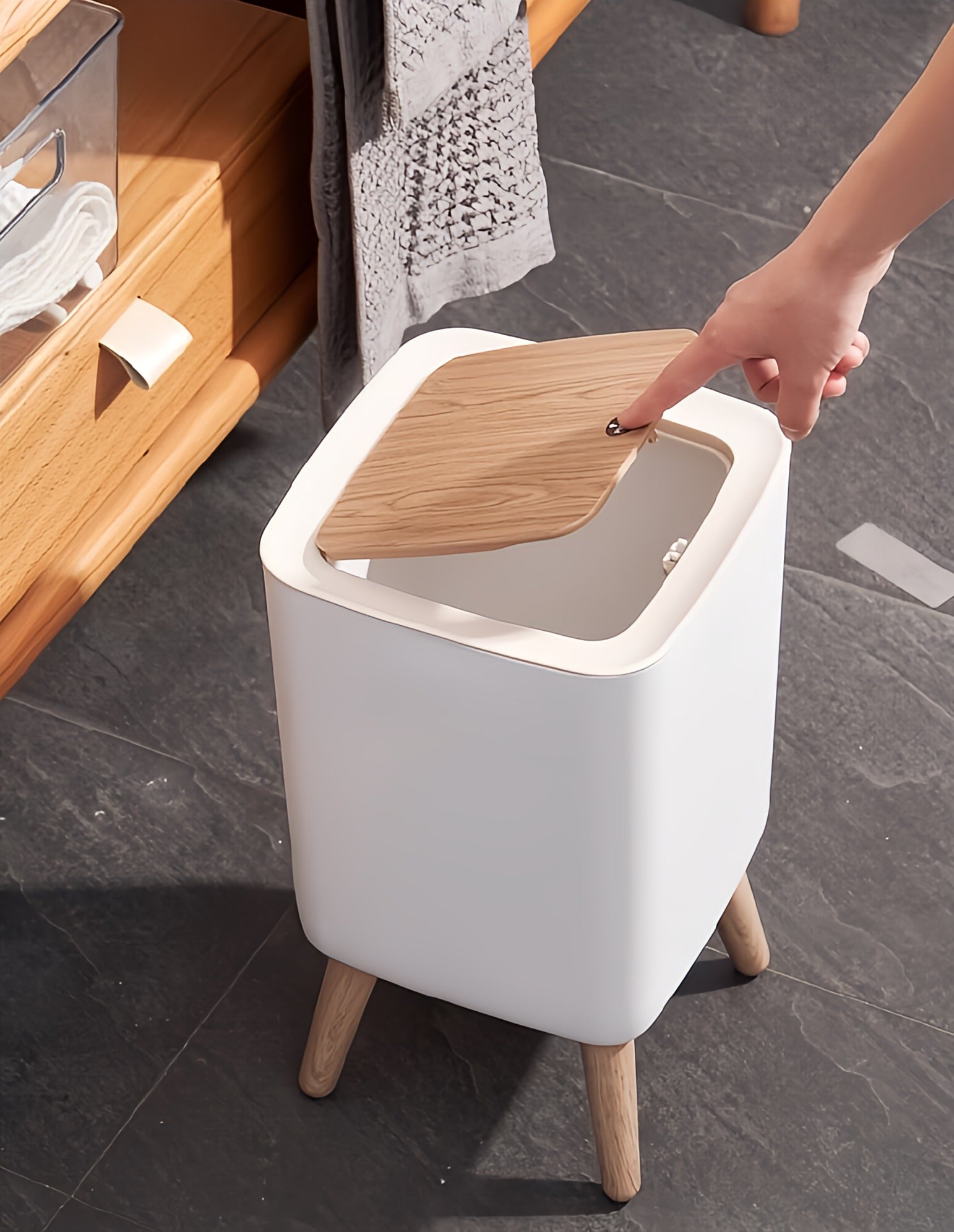 FEIDASH High-Foot Square Trash Bin