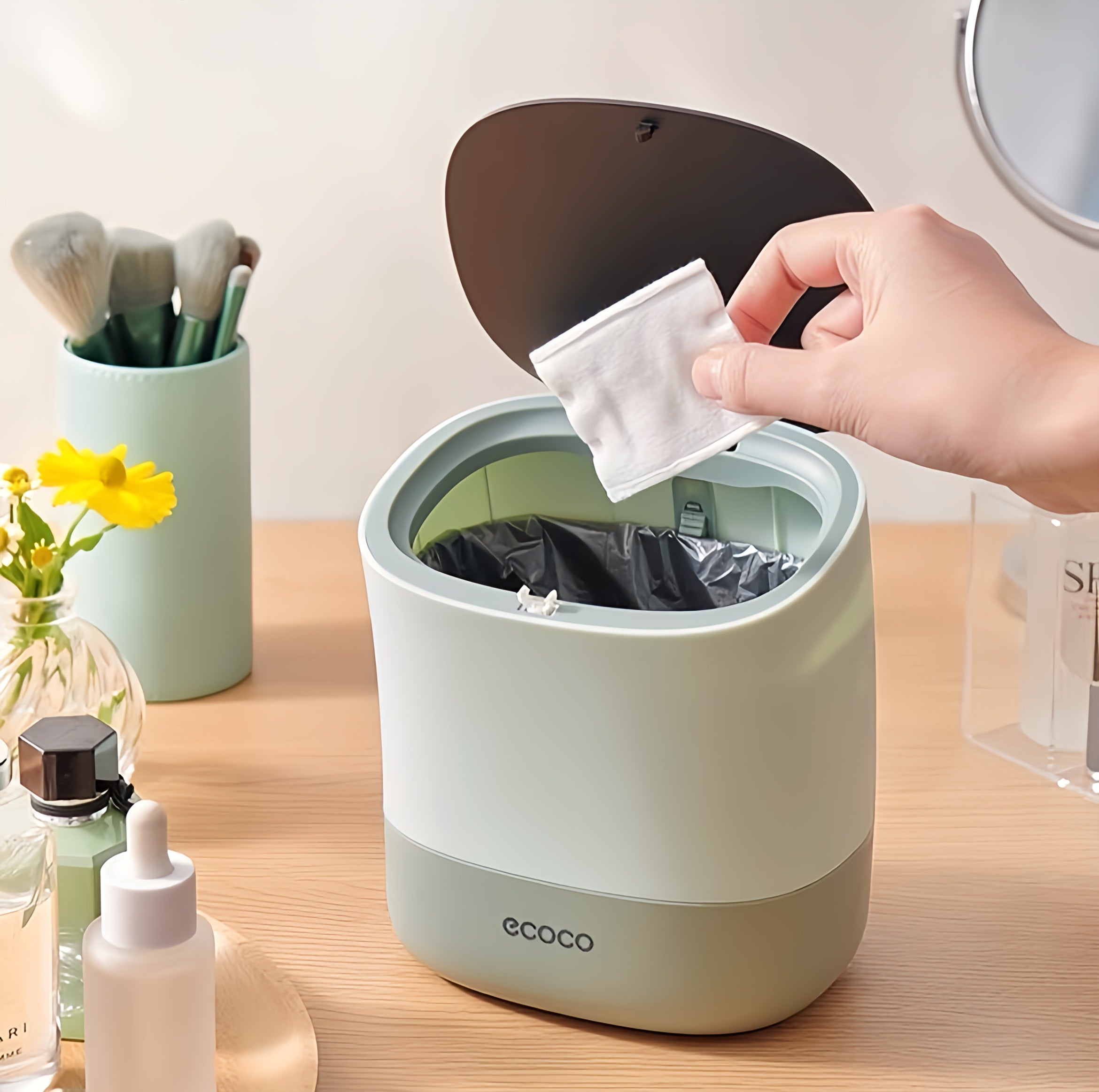 Ecoco Desktop Trash Can