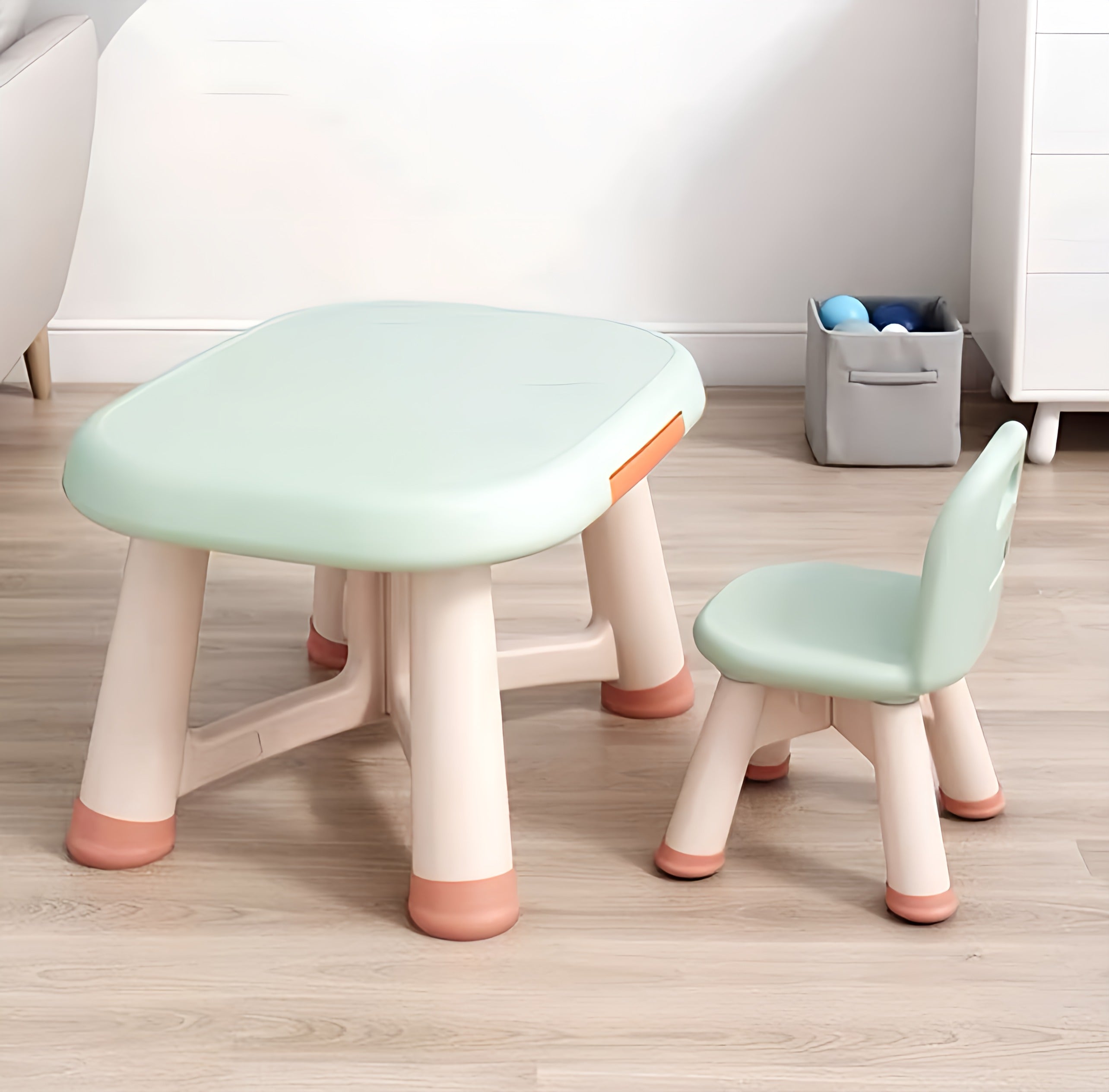 Table & Chair Set