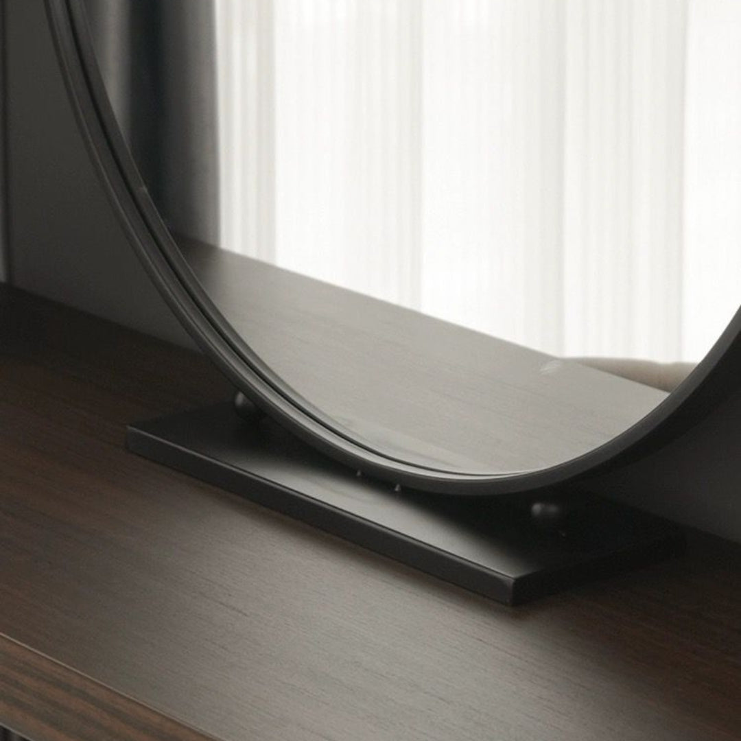 The Table mirror