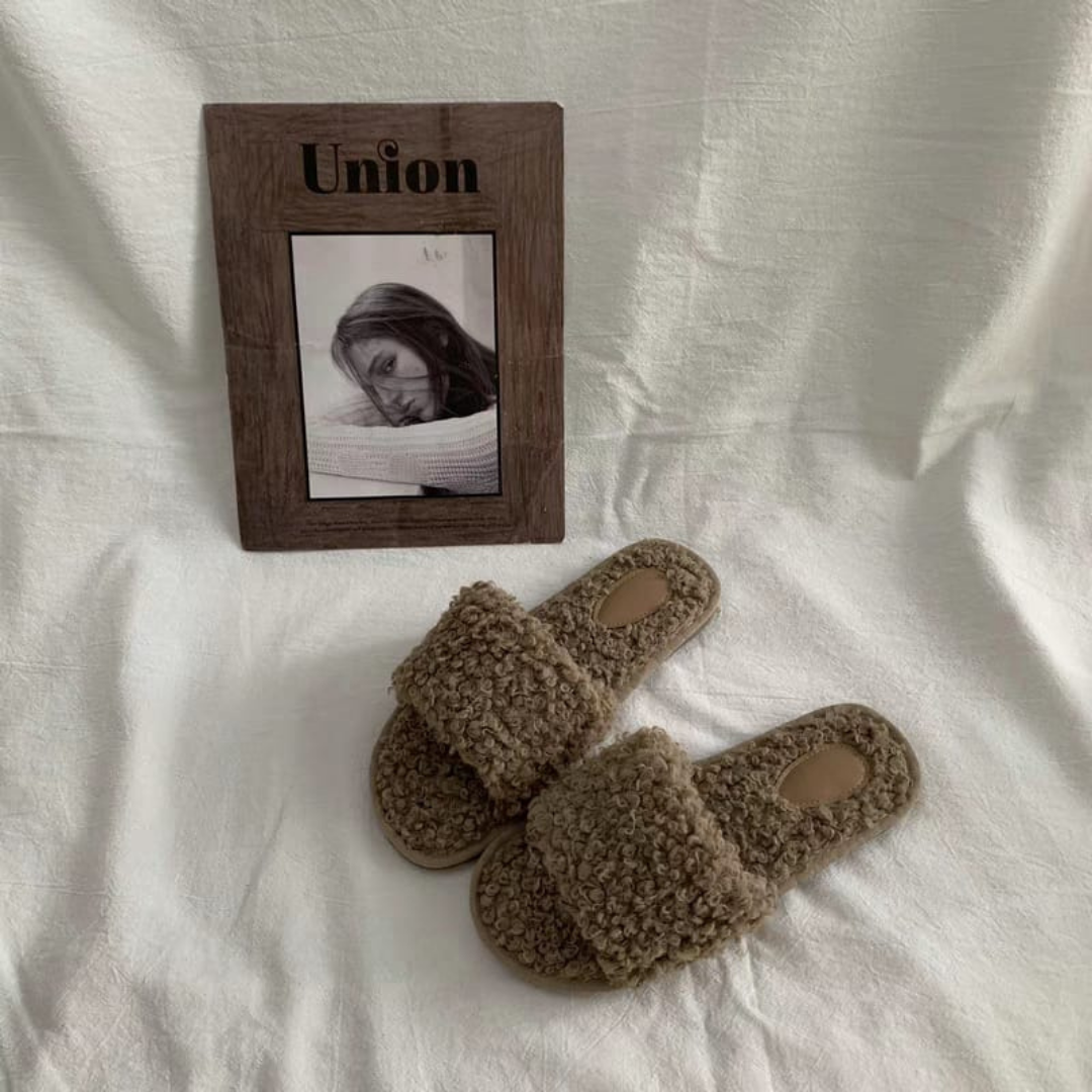 Mouton women slippers