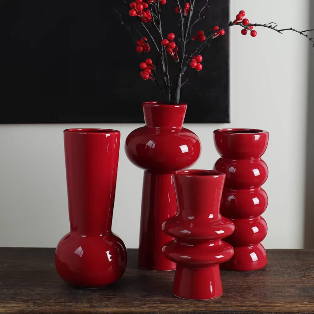 Red at heart table vases