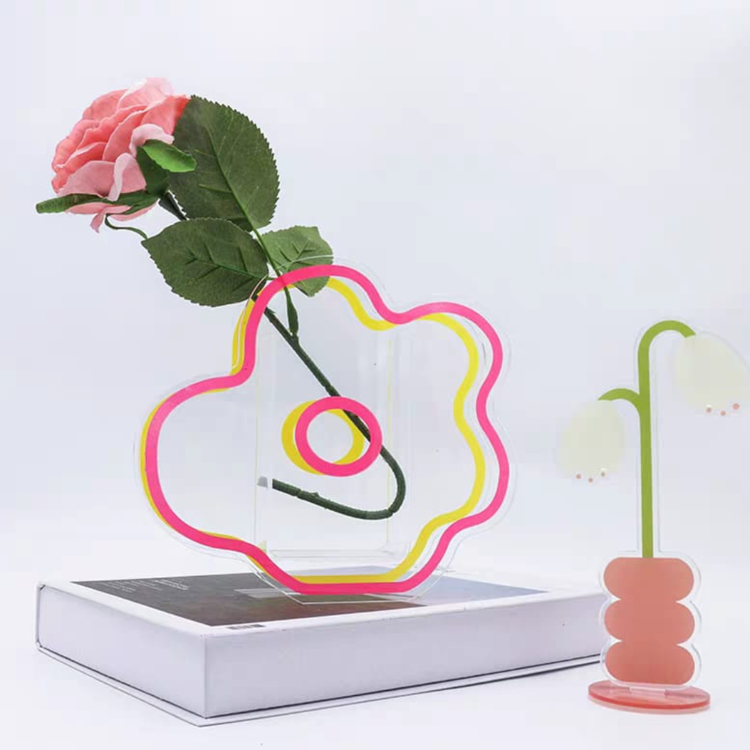 Summer table vase