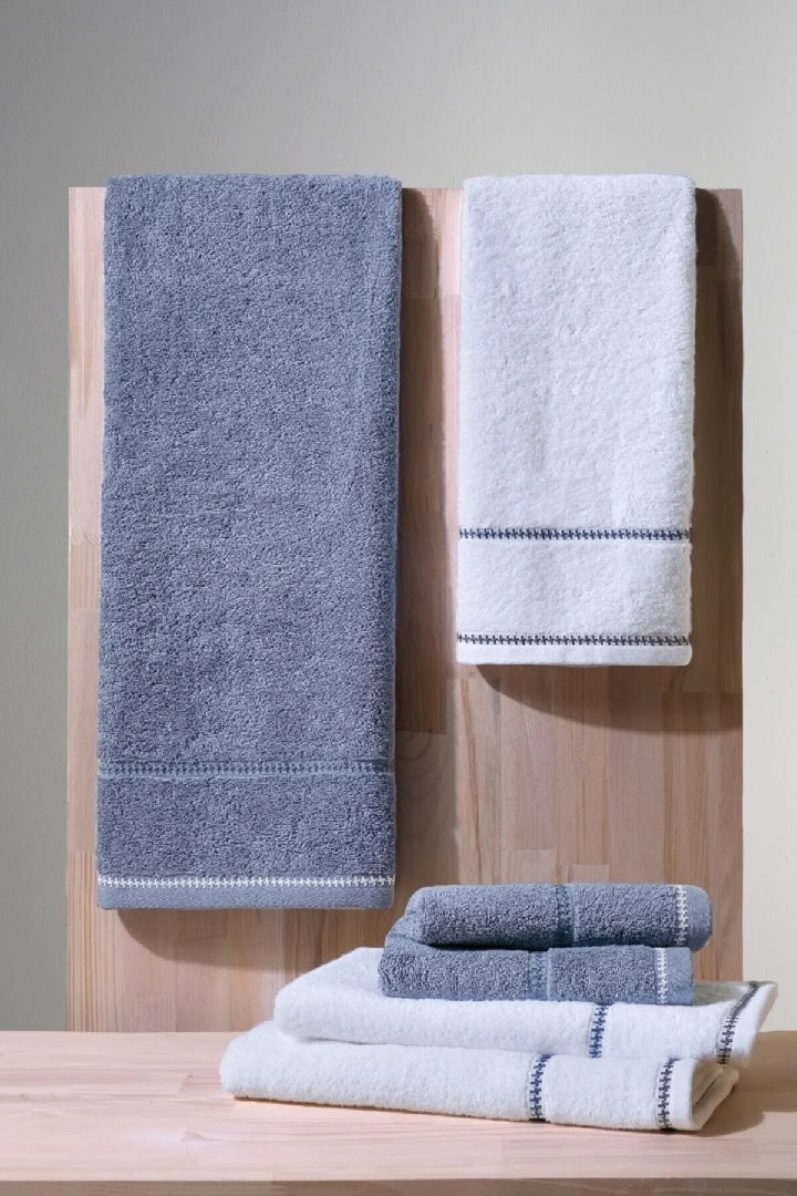 Modern Towels Set