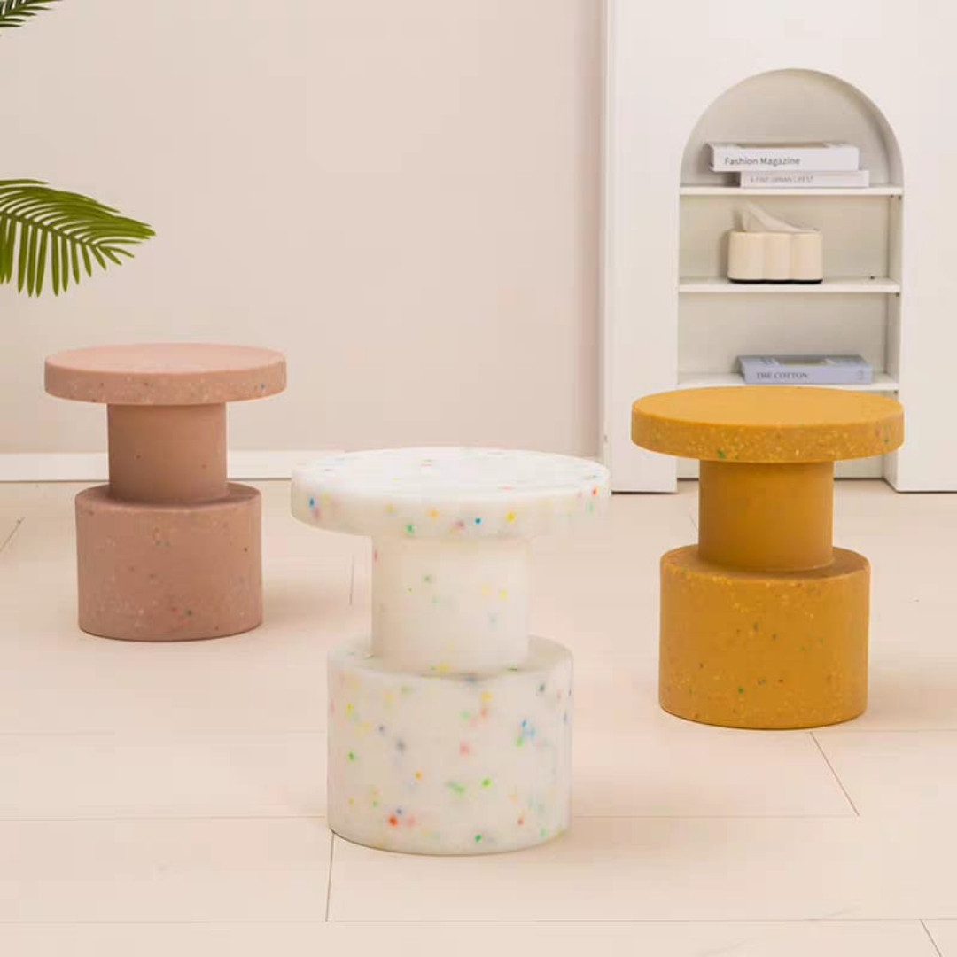Yumni coffee table