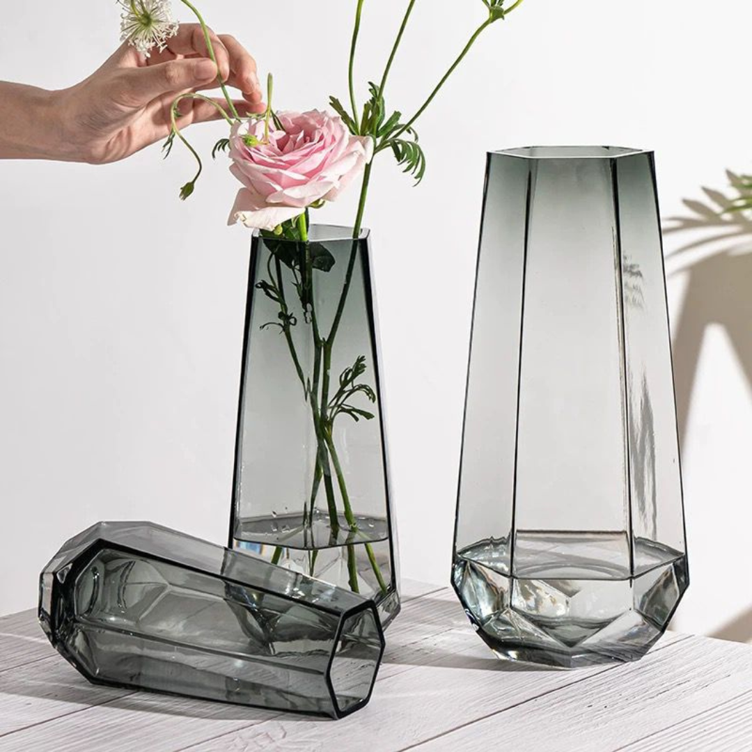 The Bouquet Vase