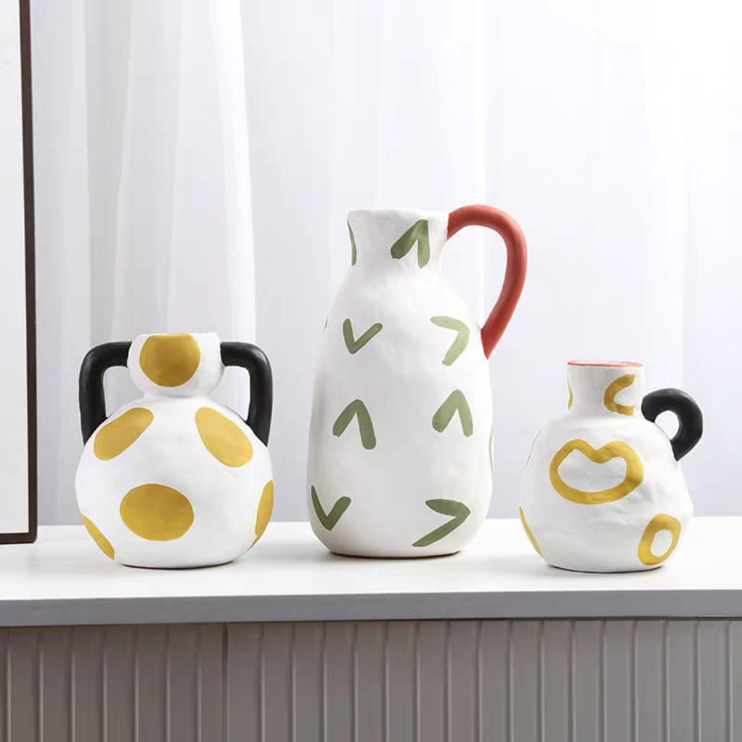 Cury table vase