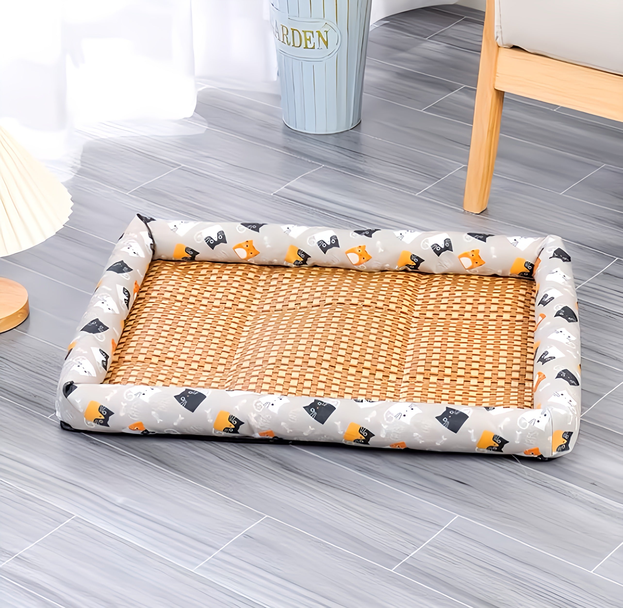 Comfortable & Cooling Pet Bed