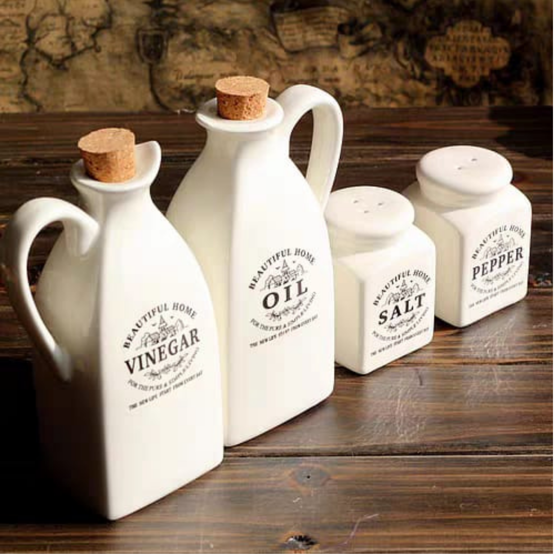 Viny oil, vinegar, salt and pepper set