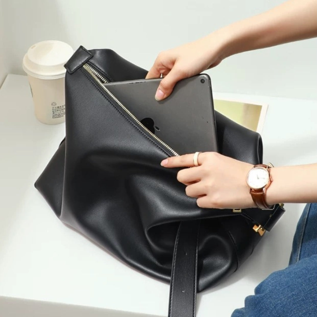 The Vivenia bag