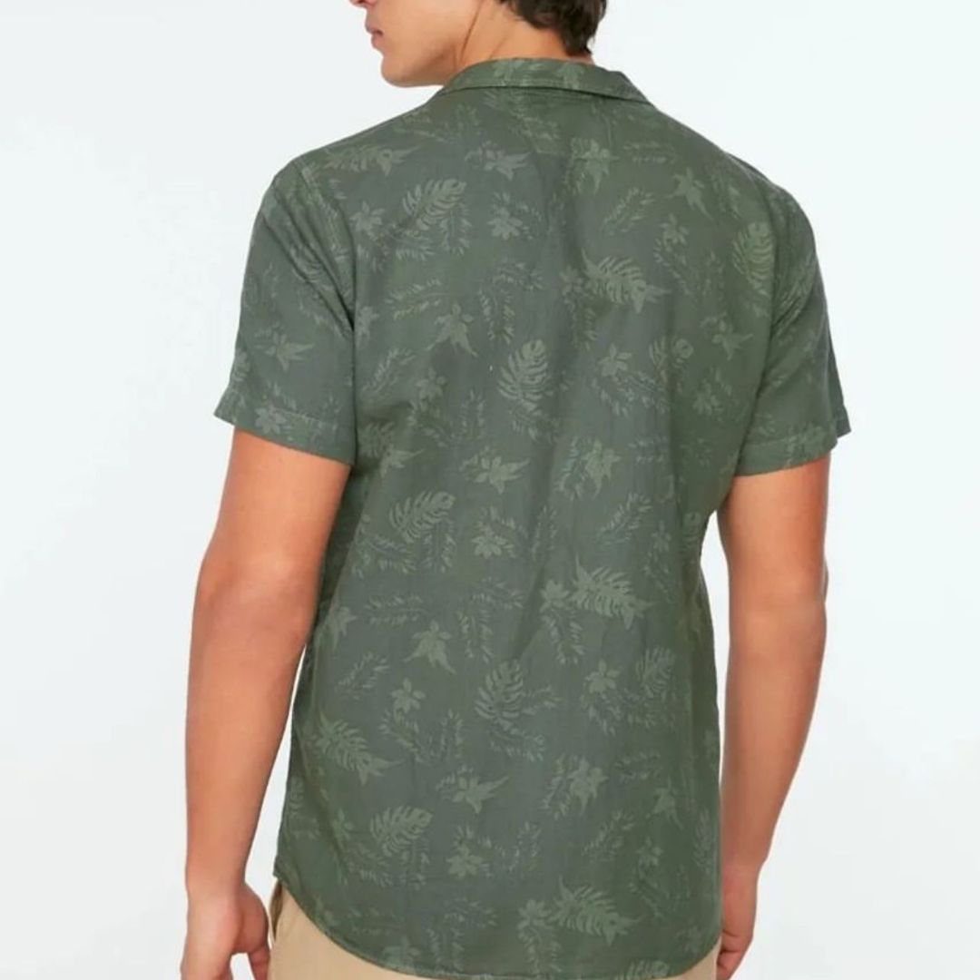 The Linen Shirt