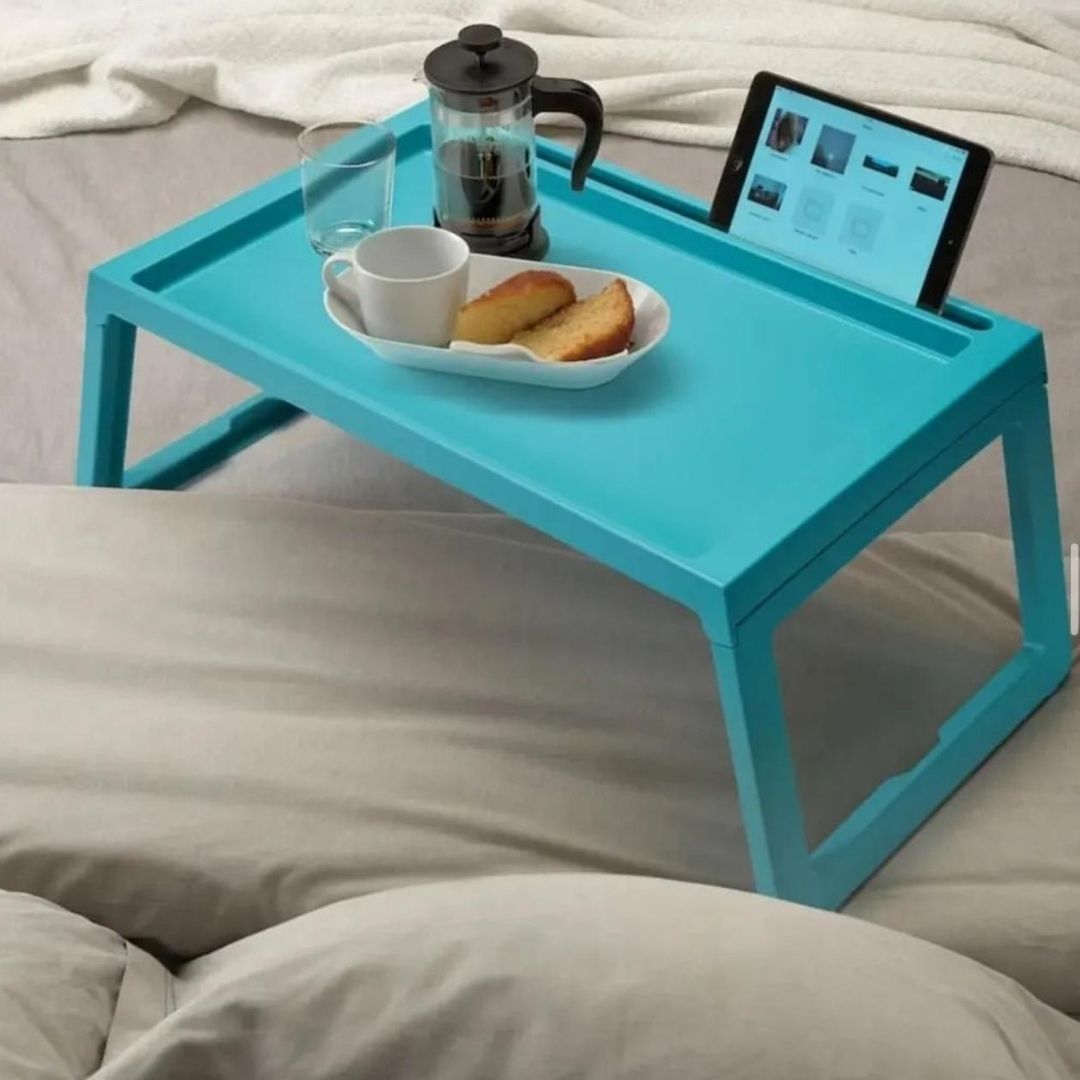 The Foldable bed tray