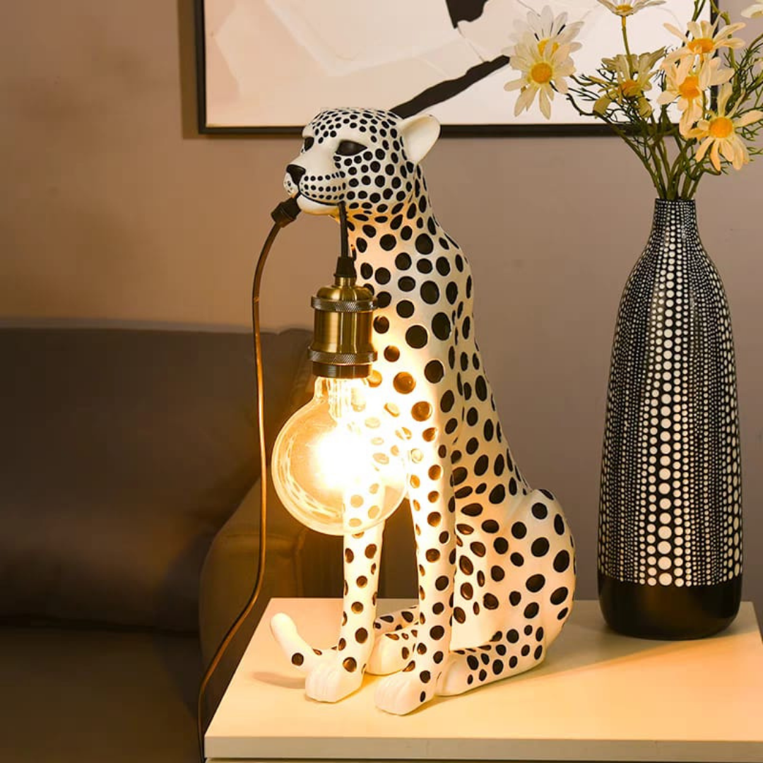 Leopard table lamp