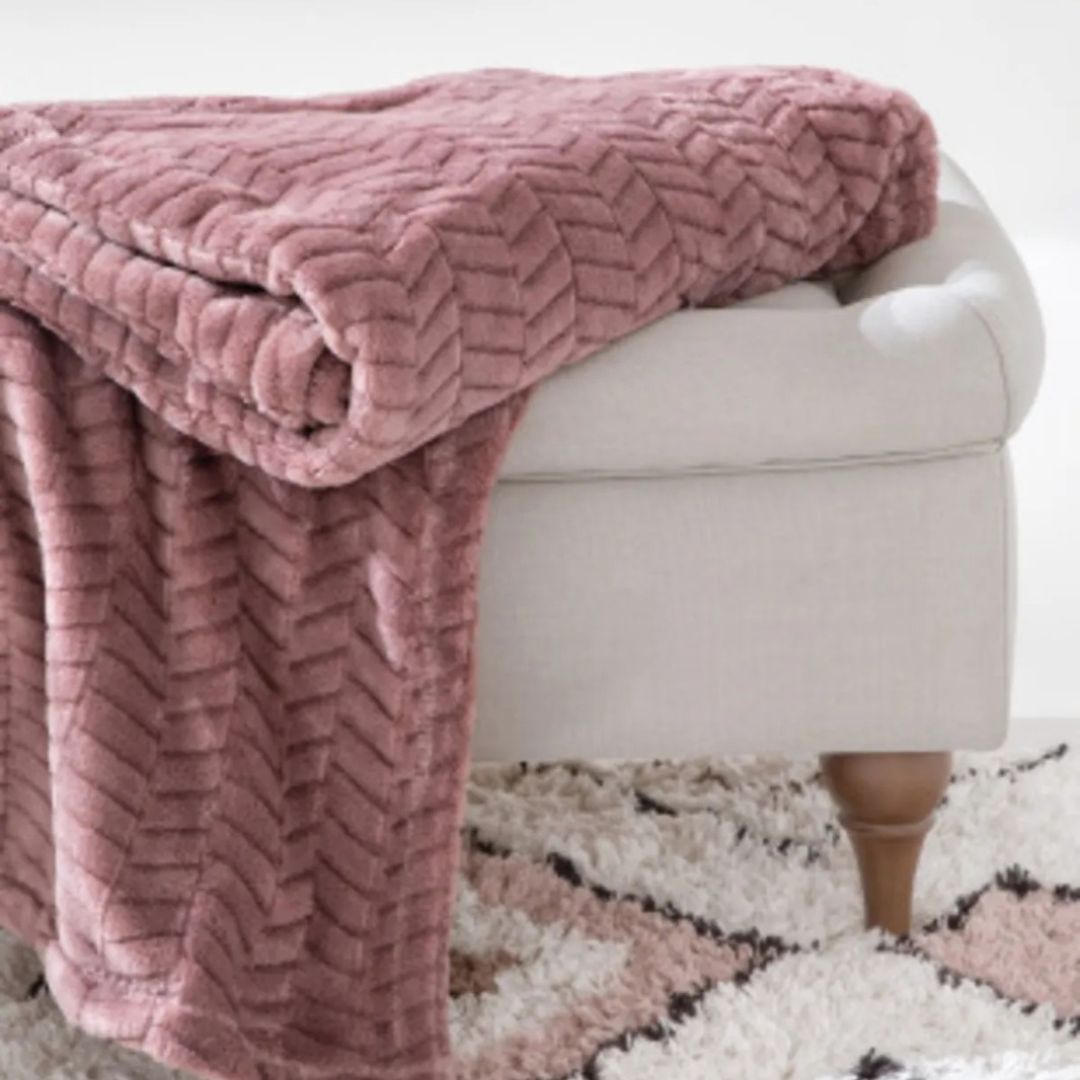 Wellsoft TV Blanket