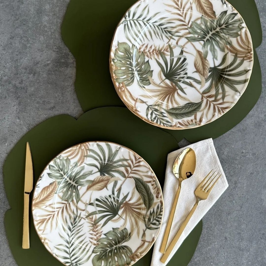 Flower patterned serving plates set for 6 persons