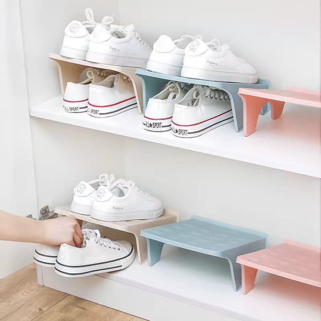 The small shoe rack