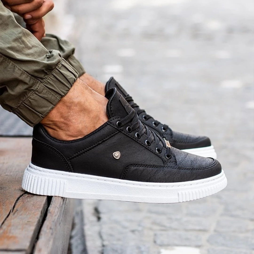 Men's Black Sneakers