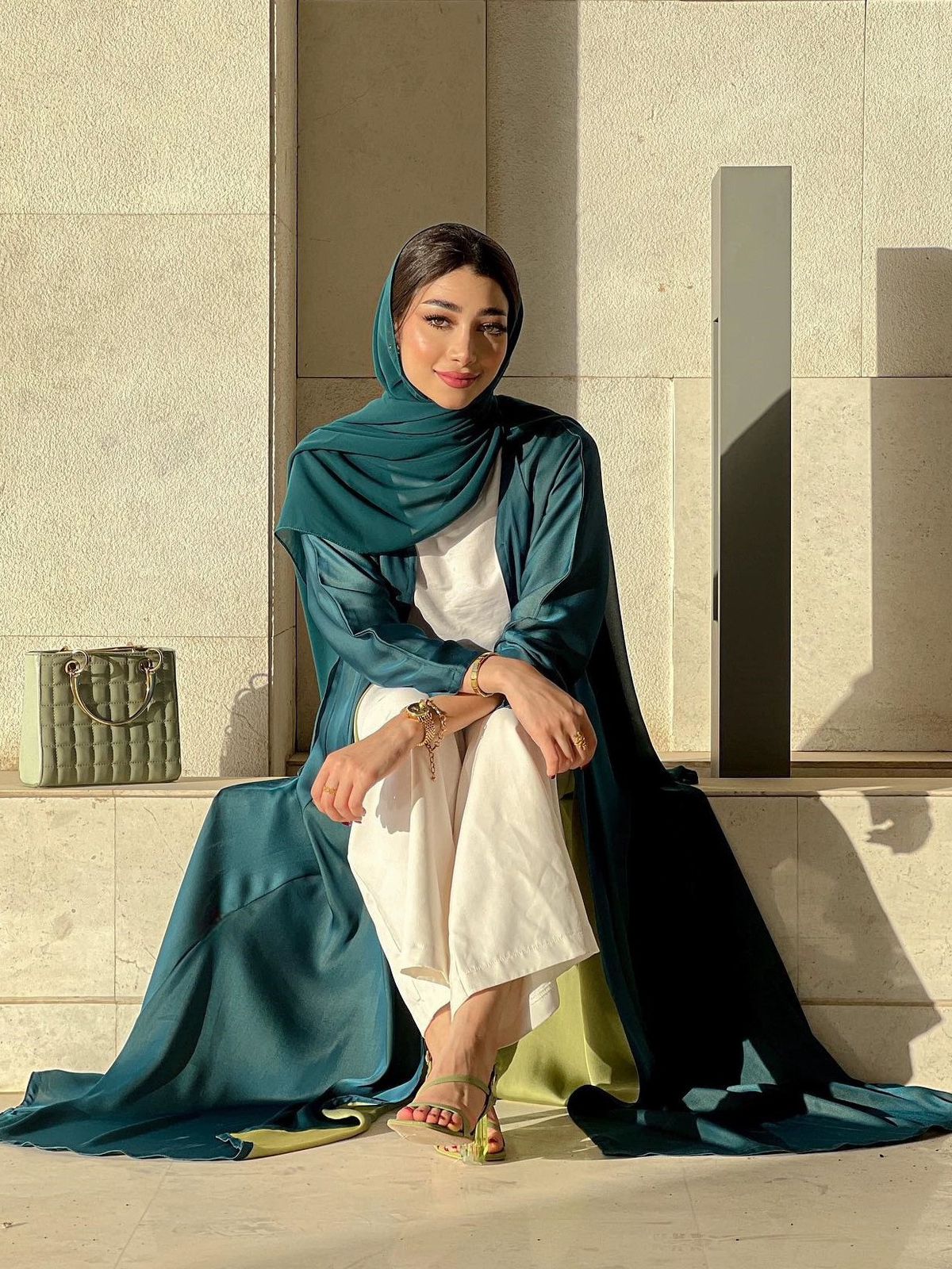 Elegant Long Abaya