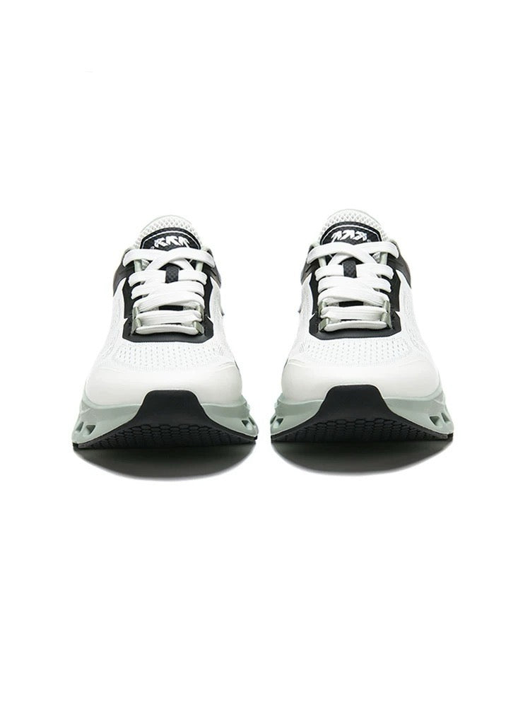 Triple VE1 Sneakers