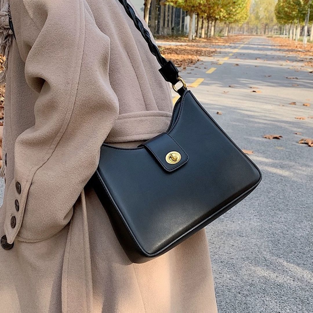 The Kavena bag