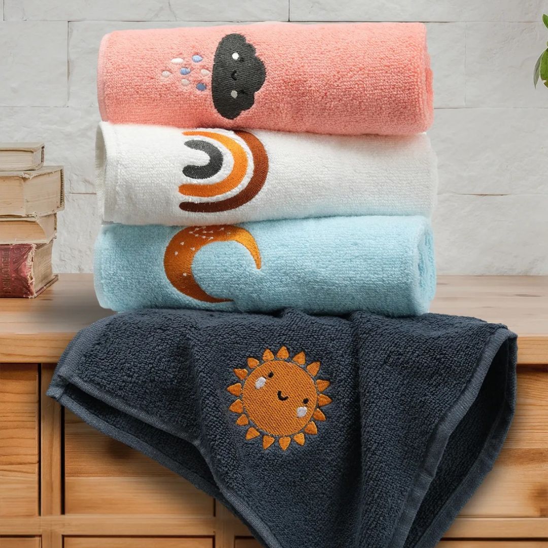 The Embroidered 4 Hand Towels Set