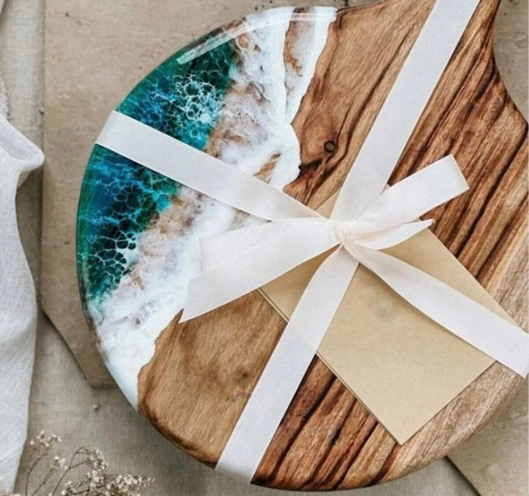 Cutting And Presentation Board