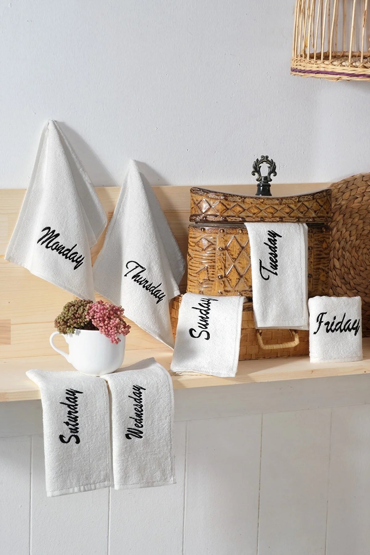 Days of the Week Towel Set