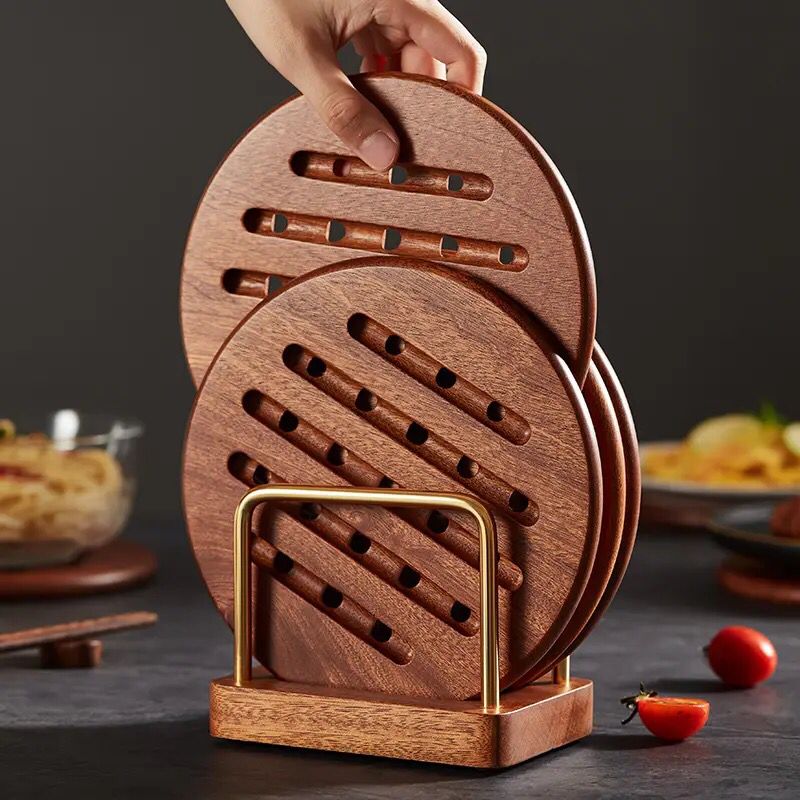 Wooden Cookware Placemat Set