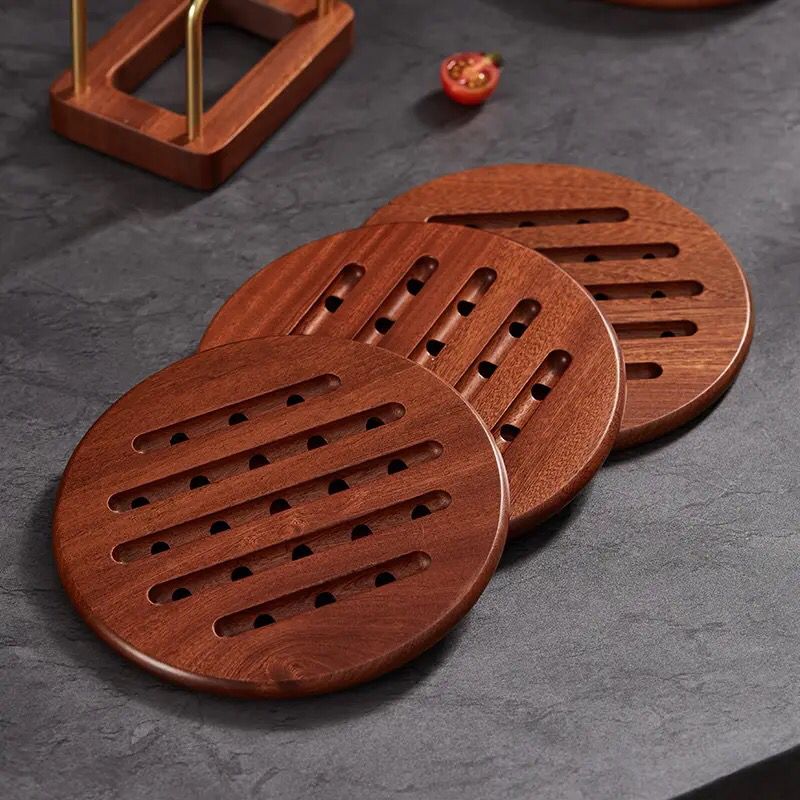 Wooden Cookware Placemat Set