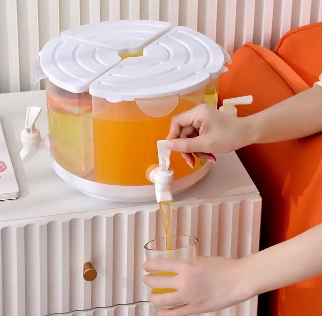 Juicy Juice Dispenser