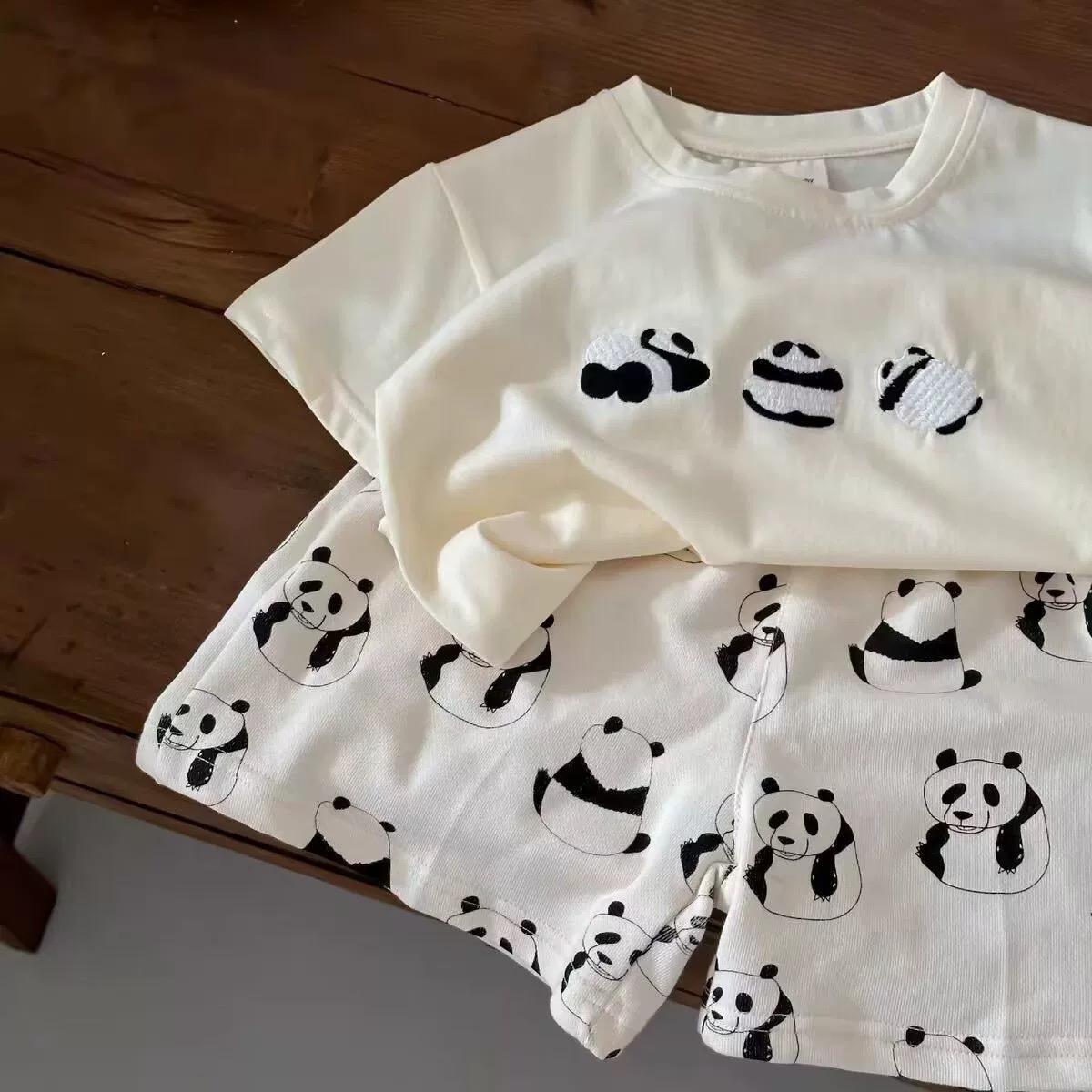 The three pandas set