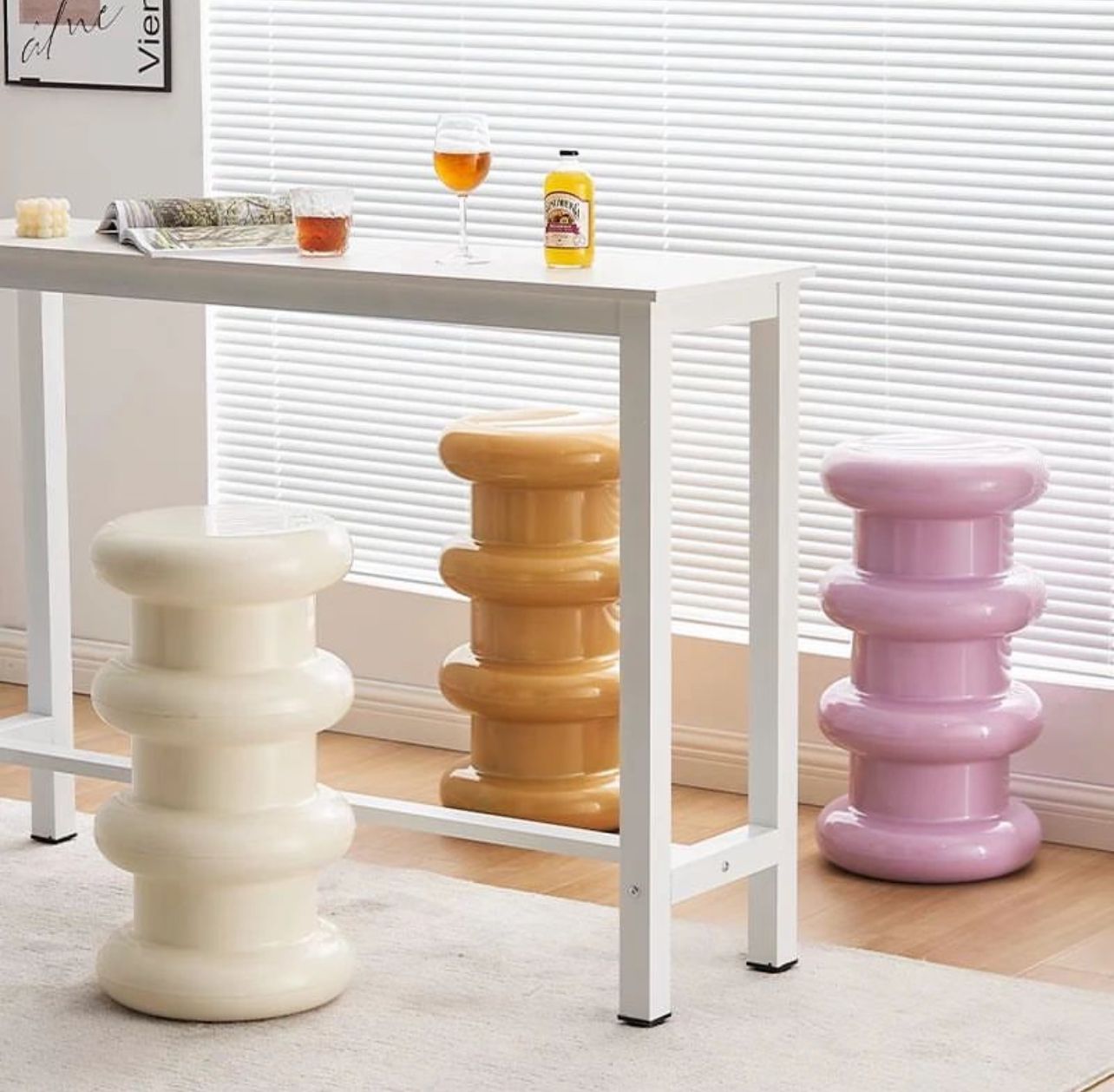 Yoko Stool