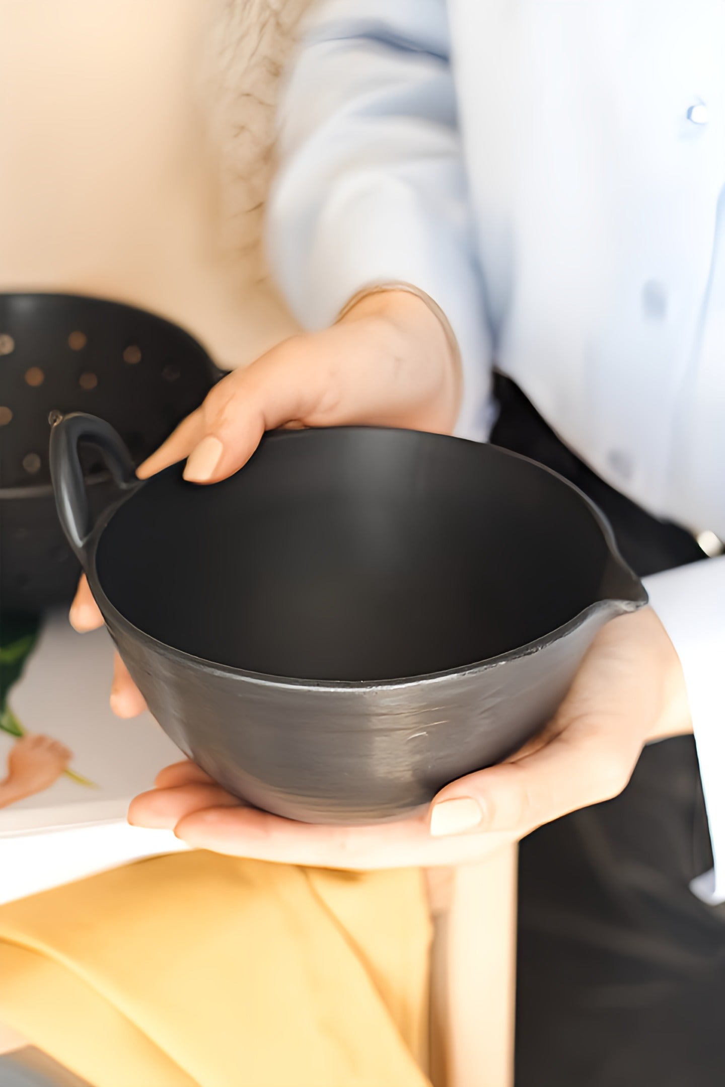 Ceramic Mixing Pot